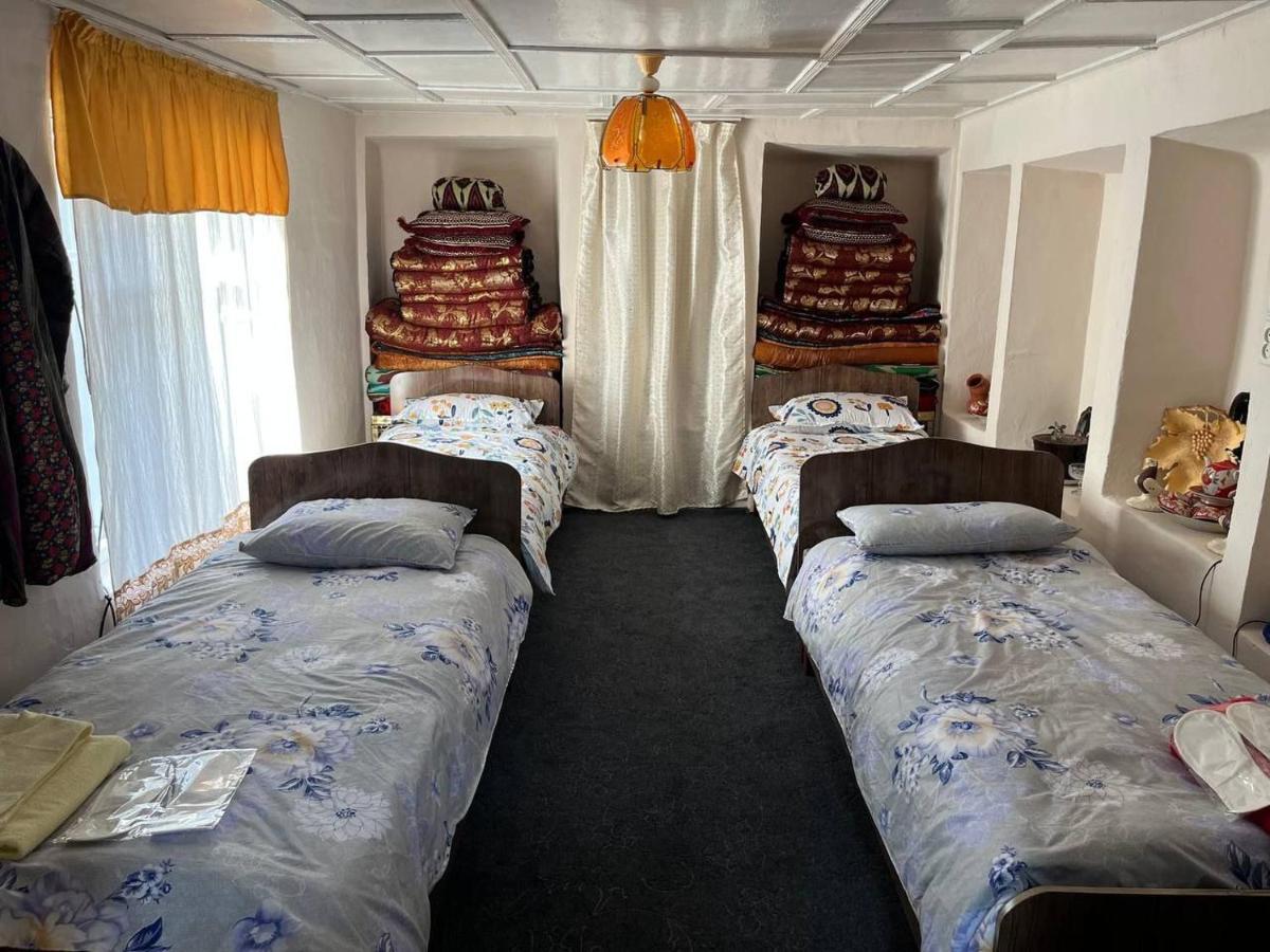 Hostel Tasmin Mexr Самарканд Екстериор снимка